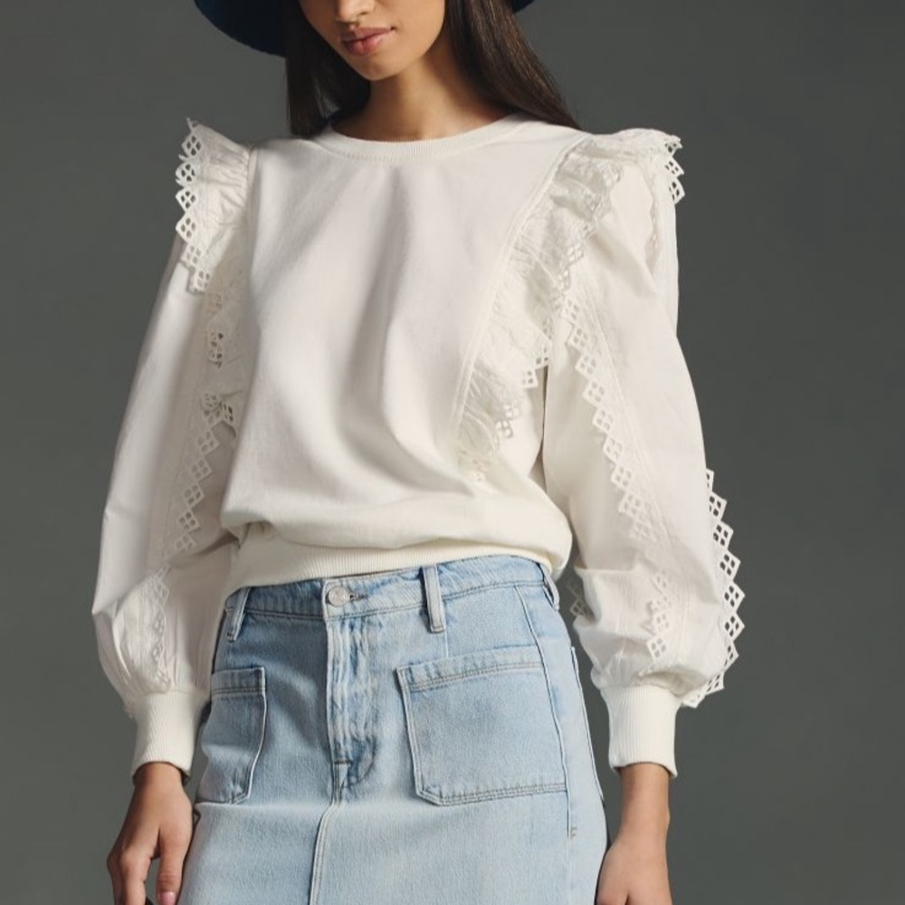 By Anthropologie Ruffle-Sleeve Lace Sweatshirt in Ivory White size Small